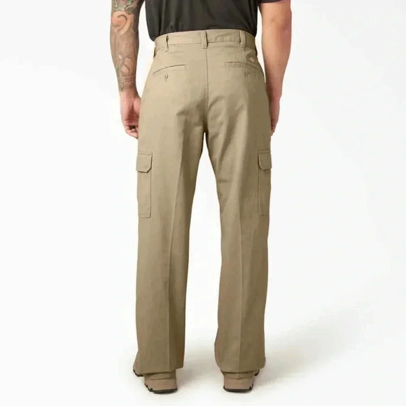 Dickies Loose Fit Cargo Pants - Picture 2 of 10